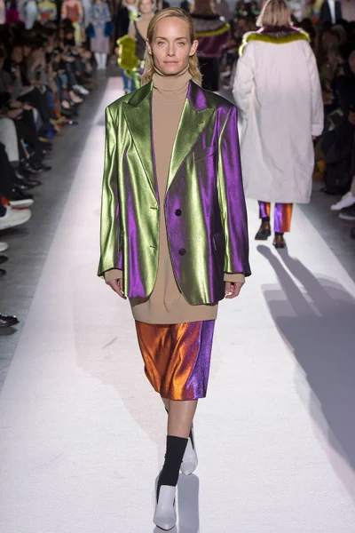Look 58